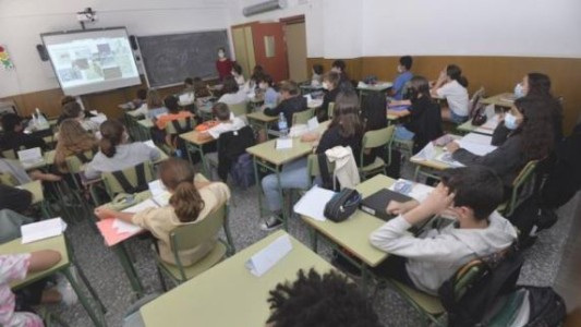 Santa Fe busca eliminar la posibilidad de repetir el año en la escuela secundaria