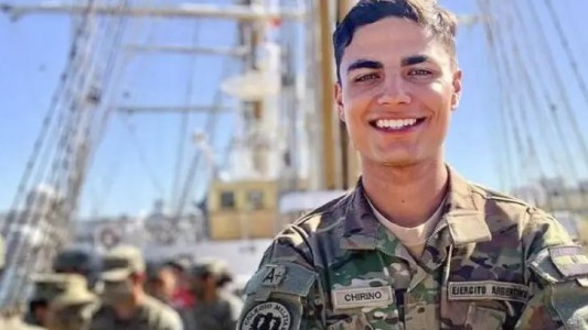 Imputan a nueve oficiales por la muerte del subteniente Chirino y ordenan otra autopsia