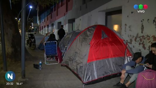 Lali llega a Córdoba y sus fans la esperan acampando con mucha ansiedad