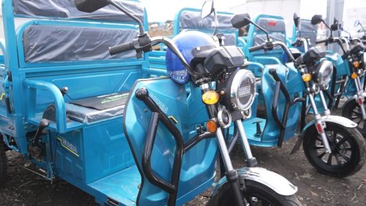 Entregaron vehículos eléctricos para recuperar residuos