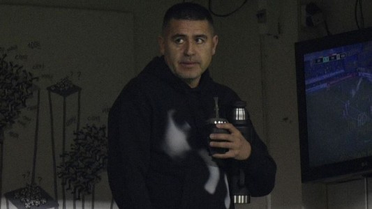 Riquelme, sobre la pelea entre Benedetto y Zambrano: "Tienen que ser profesionales todo el tiempo"