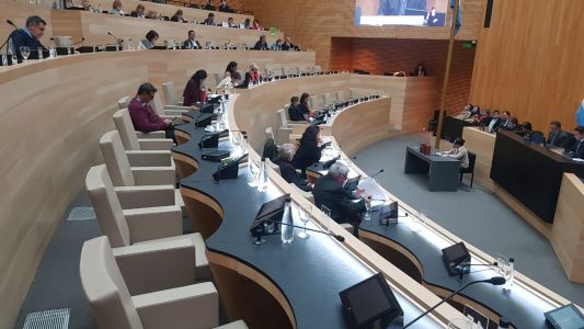 Cardozo no fue a la legislatura y la UCR abandonó el recinto