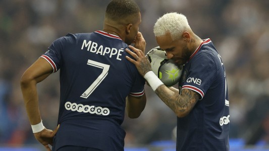 El entrenador de PSG rompió el silencio y se refirió a la polémica entre Neymar y Mbappé