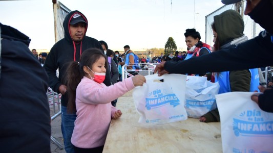Se celebra el día de las infancias en el estadio Mario Alberto Kempes
