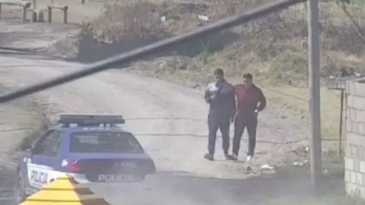 Un ladrón intentó escapar mezclándose entre vecinos para engañar a la Policía