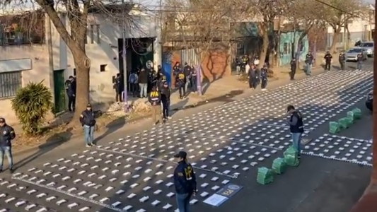 Golpe al narcotráfico: incautaron 1600 kilos de cocaína en un cargamento de granos