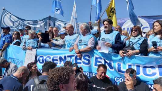 Paro docente: marcha conjunta de educadores estatales y privados a esta hora