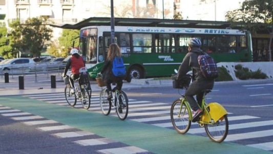 Buenos Aires busca patentar las bicicletas y monopatines para evitar robos
