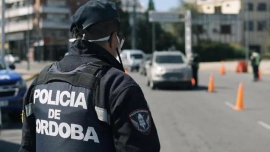 Murió un motociclista al chocar contra un poste