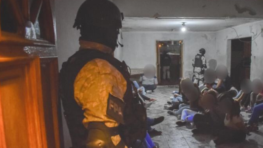 Condenan a tres hombres que, durante la pandemia, organizaban fiestas para vender drogas