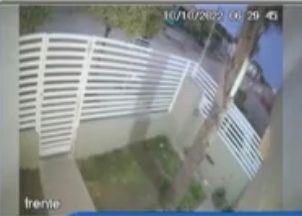 Motochorros balearon a un joven y le perforaron el hígado