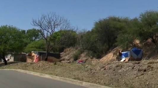 Vecinos de un barrio de Córdoba denuncian ser rehenes del narcotráfico y la inseguridad