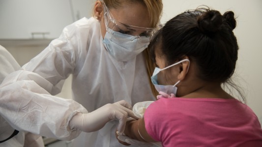 Evalúan si habitantes de la Cuenca Matanza Riachuelo tienen plomo en sangre