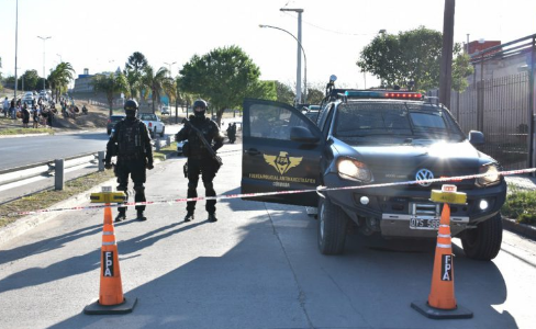 Cerraron tres quioscos de drogas ubicados en una misma cuadra de barrio Bajo Pueyrredón