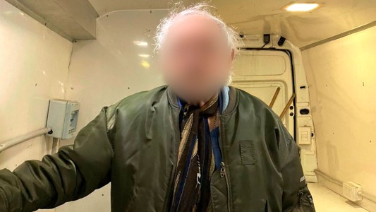 Detienen a un hombre de 82 años acusado de vender drogas en su anticuario de Flores