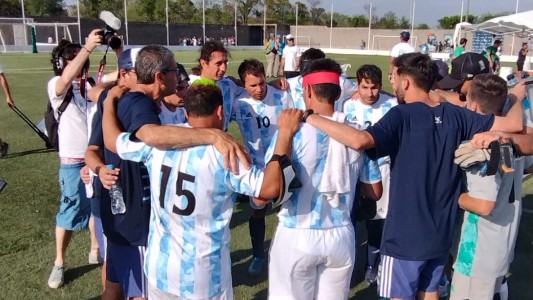 Los murciélagos no ven los límites: Fútbol para ciegos, te contamos como se practica este deporte