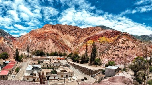 El Gobierno de Jujuy advierte que la provincia vive una "crisis de éxito" del turismo