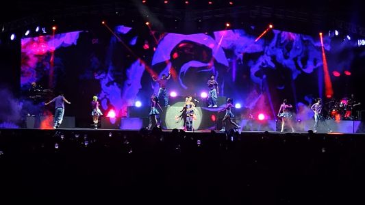 Así comenzó el show de Tini en el estadio Kempes