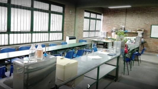 Alumna sufrió quemaduras en el 30% de su cuerpo durante un experimento de química en una escuela