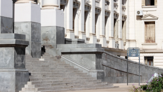 Elevan a juicio causa por abuso sexual contra el presidente de la Fundación de Psicología Dolto