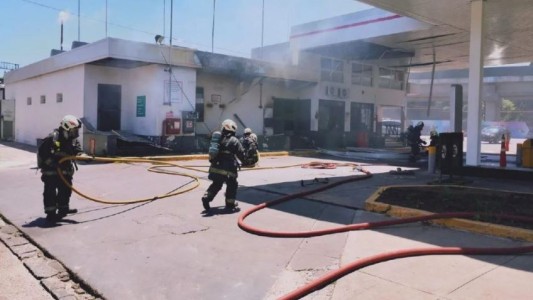 Explosión e incendio en una estación de servicio de La Paternal: seis personas resultaron heridas