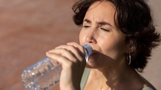 ¿Cómo evitamos derrochar agua en época de calor?