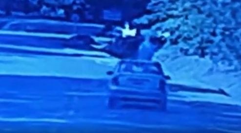 Video: Un hombre hacía ejercicios dentro de un country y fue atropellado por un conductor alcoholizado