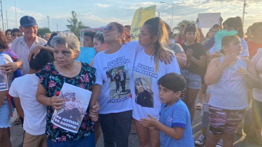 Marcha por Agustín en Guiñazú