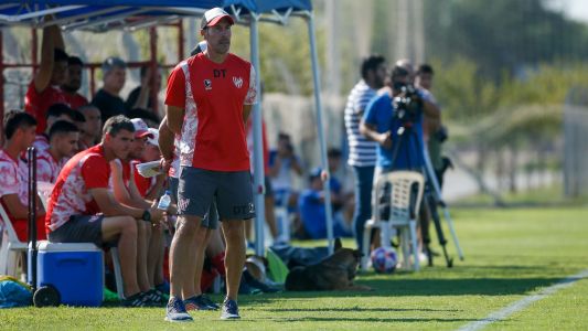 Bovaglio: "Pedí jugar con equipos de primera"
