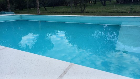 Falleció el niño que había caído en una pileta en Villa de las Rosas