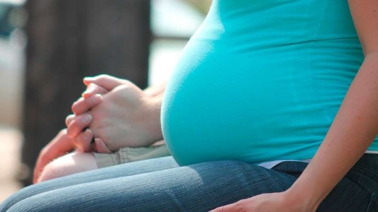 De urgencia a emboscada: ayudó a una embarazada y la asaltaron