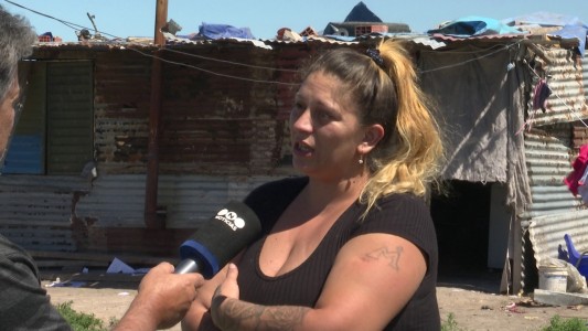 “Me falta comida”: tiene trabajo, pero el sueldo no le alcanza para alimentar a sus hijos