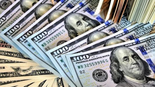 El dólar blue llegó a cotizar 390 en Córdoba