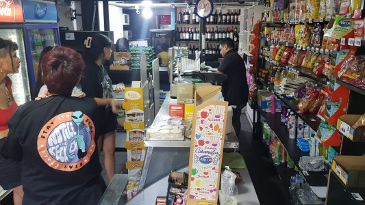 Ataque piraña en un kiosco: los atacantes tienen entre 10 y 16 años