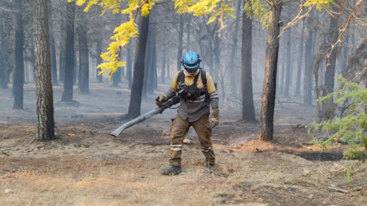 Bomberos de Córdoba siguen colaborando en Chile