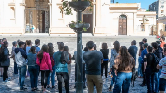 La ciudad vive el fin de semana de Carnaval con gran afluencia de turistas