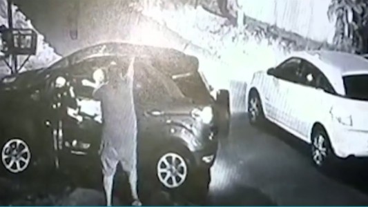 Un jubilado del Ejécito mató a uno de los ladrones que intentó robarle