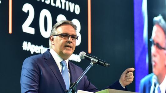 Llaryora y su ultima apertura de sesiones como intendente de Córdoba