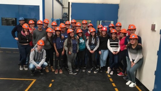 #8M: Las mujeres están más expuestas a trabajos informales que los varones