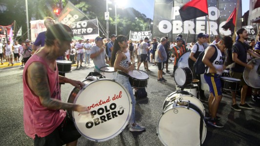Unidad Piquetera anunció para este martes una jornada de cortes en "todas las rutas y puentes" del país