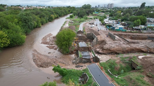 Temporal en Córdoba: se hundió parte de la Costanera Sur
