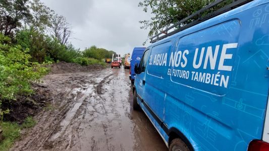 Continúan reparando el caño roto que tiene sin agua a más de 150 barrios