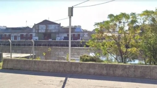 Hallaron un cadáver en el Riachuelo en Avellaneda