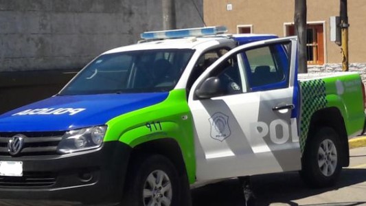 Un policía mató al ladrón que quiso asaltarlo y quedó detenido