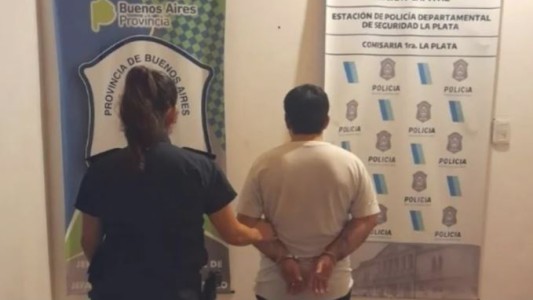 Un taxista atacó con un palo a una pasajera porque le pidió que bajara la música