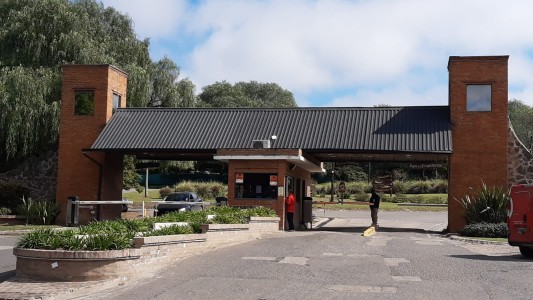 Desvalijaron una casa del country Cuatro Hojas