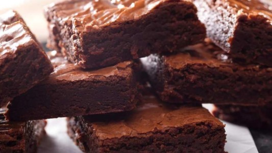 Chica de 13 años llevó "brownies locos" a la escuela y se intoxicaron varios compañeros