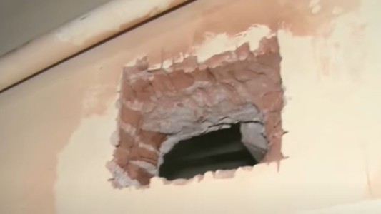 Realizaron dos boquetes e ingresaron a locales comerciales: fueron detenidos