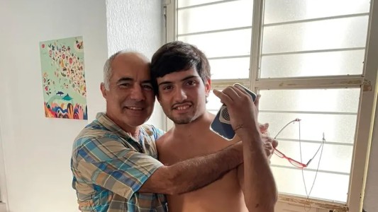 El padre de Santiago Lastra detalló como siguen los chicos atacados en México