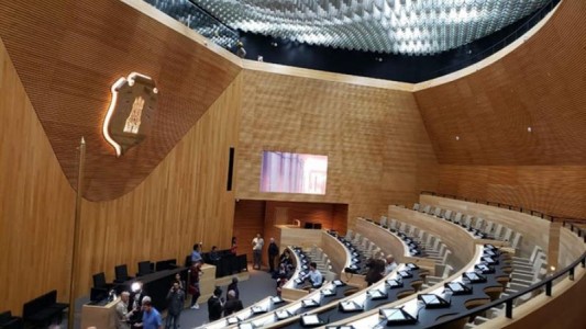 Se sancionó una ley que mejora las condiciones del personal de salud pública de Córdoba